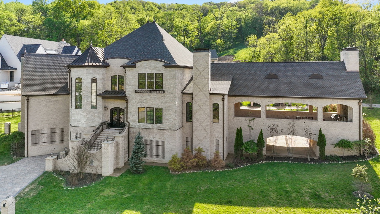 Franklin Real Estate Homes for Sale in Weatherford Estates